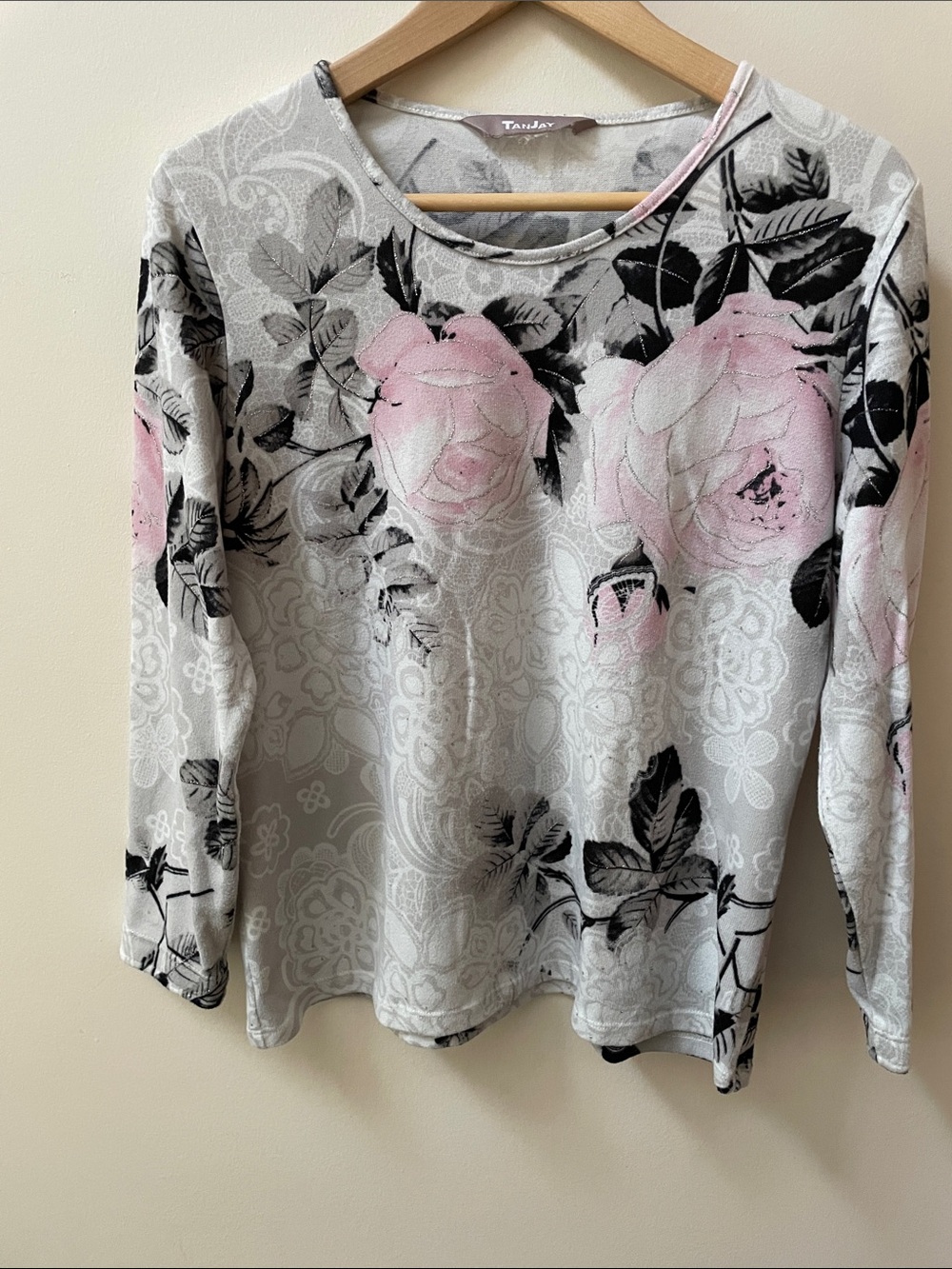Y2K Vintage Women’s Pink & Gray Floral Print Long-Sleeve Top